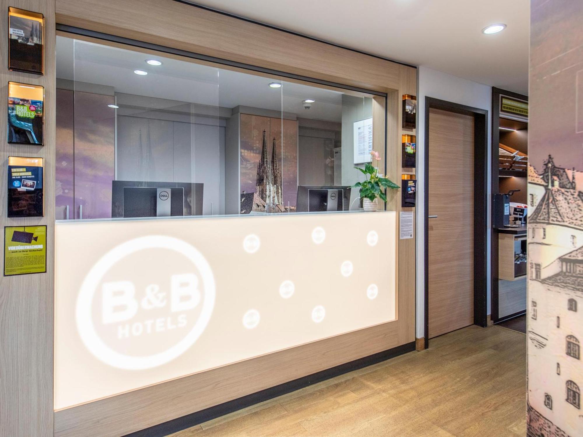 B&B Hotel Regensburg-City Exterior photo